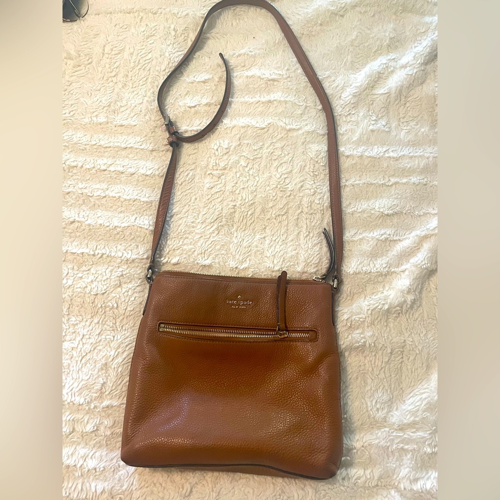 Kate spade cognac leather crossbody! Loved it but ready to part without!